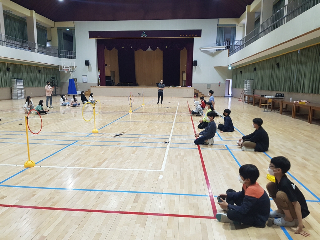 위성초,  찾아가는 프로젝트 활동 실시 